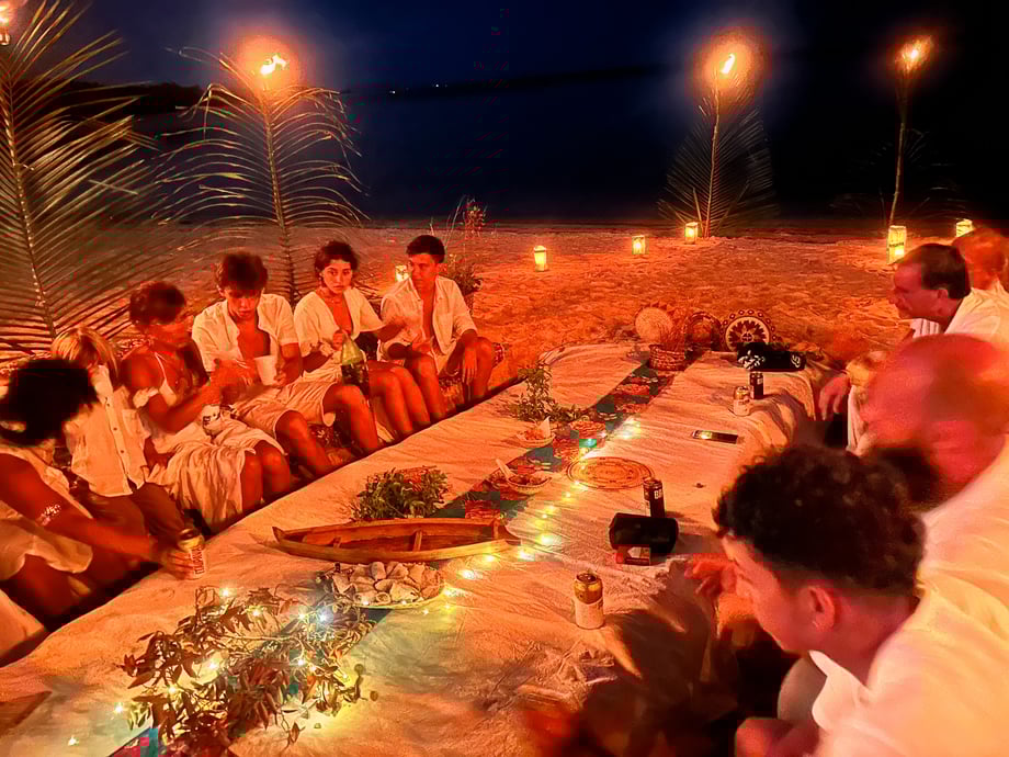 7º dia Que tal um dia dedicado a mergulhar e observar os fascinantes peixes ornamentais nas praias de águas cristalinas do Rio Tapajós?