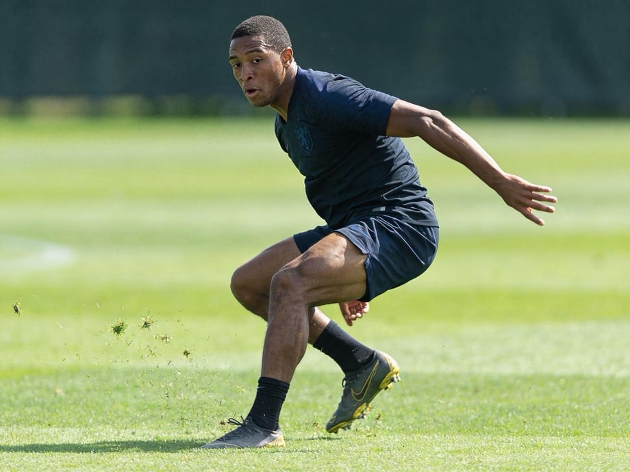 Why Deceleration Training is Essential for Football Performance and Injury Prevetion