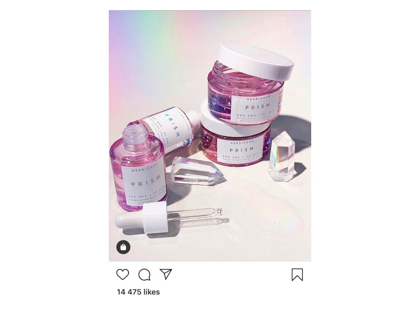 Shopping tag on the Instagram photo